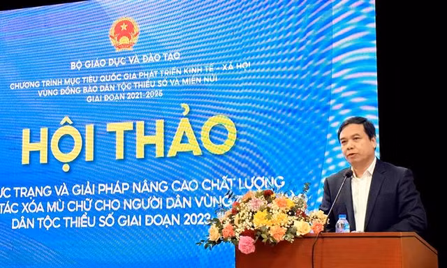 Nâng cao chất lượng xóa mù chữ cho đồng bào dân tộc thiểu số