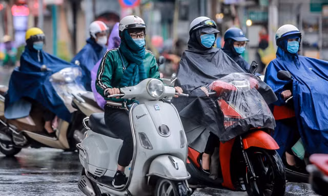 Từ đêm nay, miền Bắc chuyển mưa 