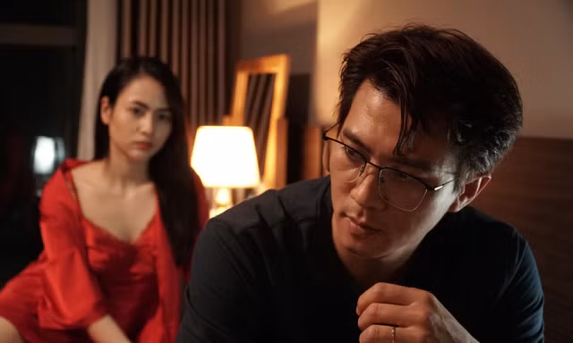 Hà Việt Dũng bị fan 'quay xe'