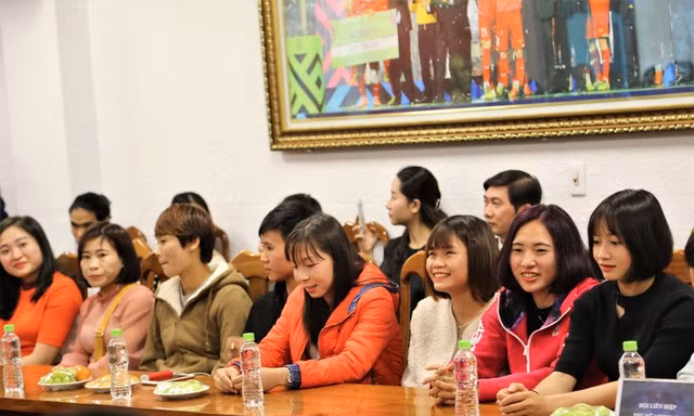 Giành HCV SEA Games 30, tuyển nữ Việt Nam nhận thưởng 22 tỷ đồng