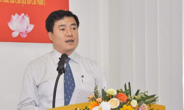 Ông Nguyễn Sinh Nhật Tân