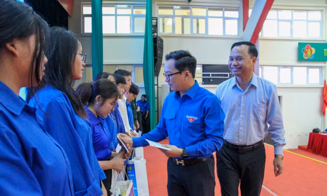 Tuổi trẻ Điện Biên, Quảng Bình khí thế bước vào Chiến dịch Thanh niên tình nguyện hè 2025