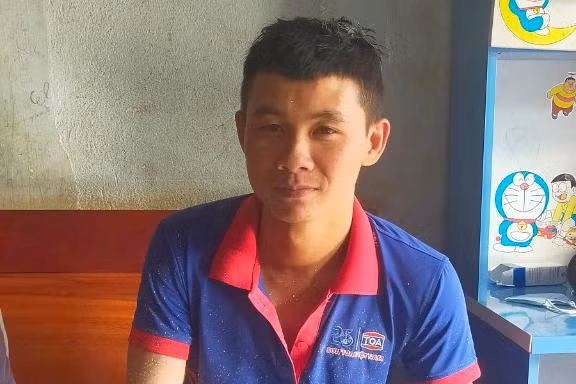 Anh thợ sơn đu dây cứu bé trai dưới giếng sâu: 'Lúc ấy tôi chỉ biết cứu người'