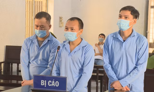 Ba "siêu trộm" tại phiên xét xử sơ thẩm