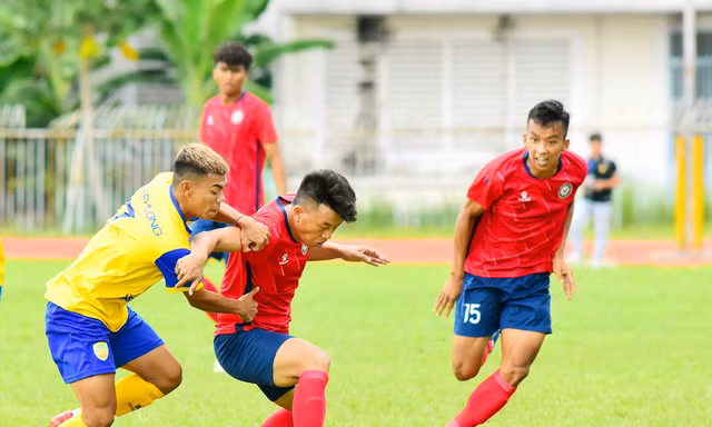 Giải hạng Nhì Quốc gia 2023: Bám đuổi quyết liệt