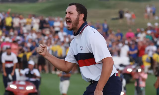 Ngày 2 Ryder Cup 2023: Patrick Cantlay bùng nổ thắp lên hy vọng cho tuyển Hoa Kỳ