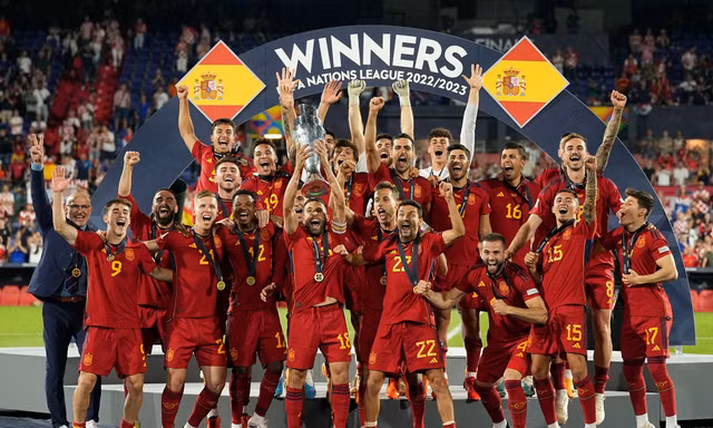UEFA Nations League 2024/25: Tây Ban Nha dễ thở, Pháp đụng Italia, Đức chiến Hà Lan 