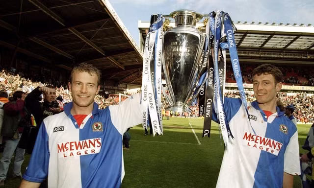 Blackburn và phút huy hoàng của CLB tiên phong dùng tiền mua danh hiệu