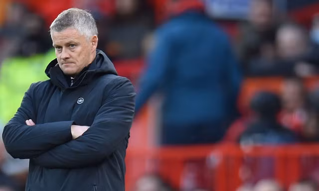 Tương lai Solskjaer được đảm bảo, nhưng tương lai MU bị đe dọa
