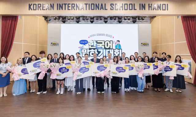 Nữ sinh Trường Đại học Hà Nội đạt giải nhất Cuộc thi nói tiếng Hàn toàn quốc – Cúp Đại sứ Hàn Quốc