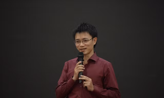 Diễn giả, nhà báo Nguyễn Tuấn Anh