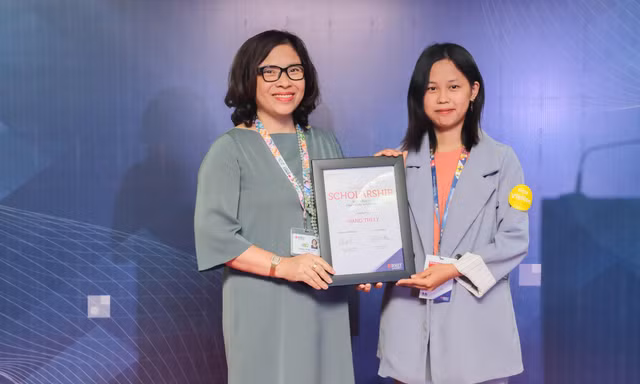 Từ cánh đồng ruộng bậc thang ở Mù Cang Chải đến Đại học RMIT