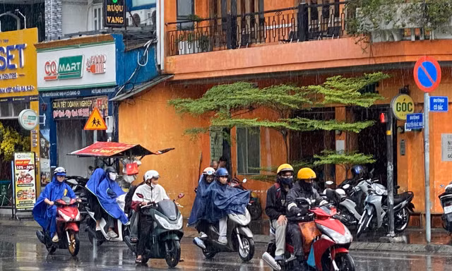TPHCM mưa rào đầu tuần trước khi đón nắng nóng
