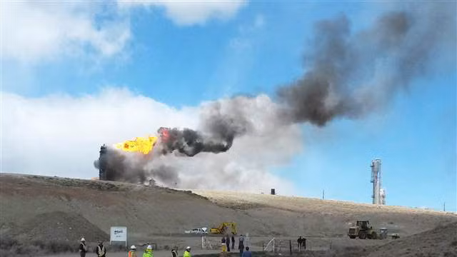 Hiện trường một vụ nổ giếng dầu khác