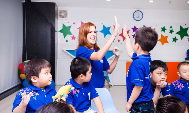Học tiếng Anh qua môn học để dẫn đầu lớp 