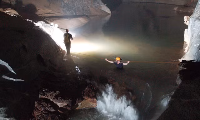 Phát hiện nhiều hang động mới tại Phong Nha - Kẻ Bàng