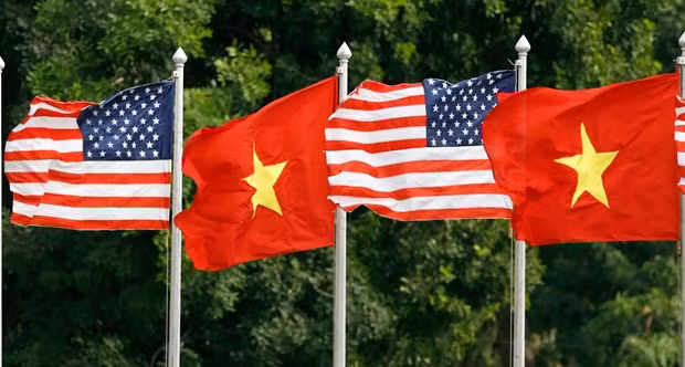Thủ tướng Phạm Minh Chính gặp Tổng thống Mỹ Joe Biden trong khuôn khổ cấp cao ASEAN tại Phnompenh tháng 11/2022 (Ảnh: VGP)