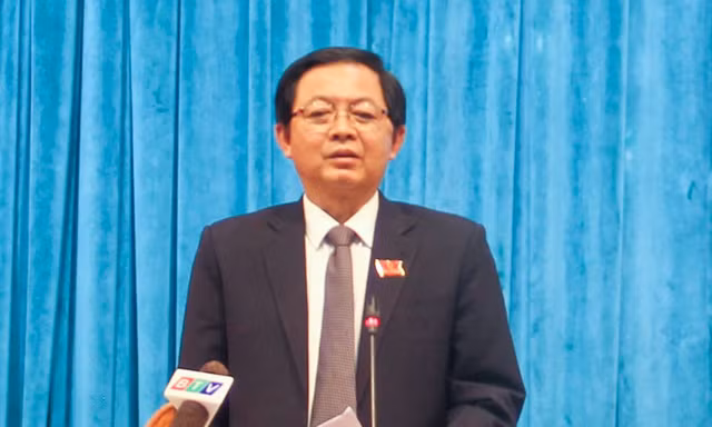 Bí thư Tỉnh ủy Bình Định: 'Sức mình làm được thì làm, còn không thì để người khác làm'