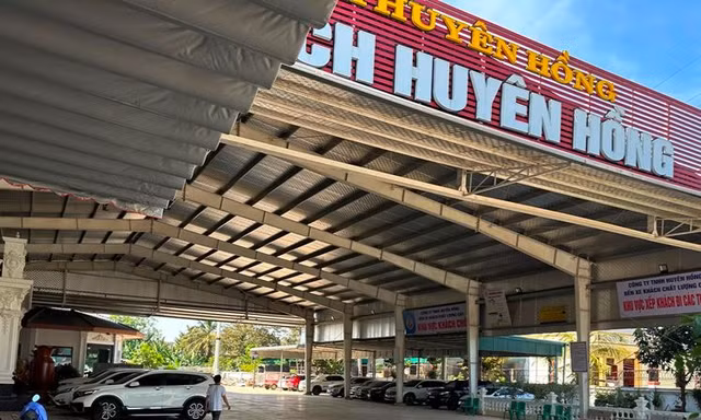 Bến xe thành nhà vườn: Yêu cầu báo cáo Thường trực Tỉnh ủy Thanh Hóa trước 20/6