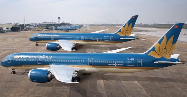 Cổ phiếu Vietnam Airlines bất ngờ tăng kịch trần