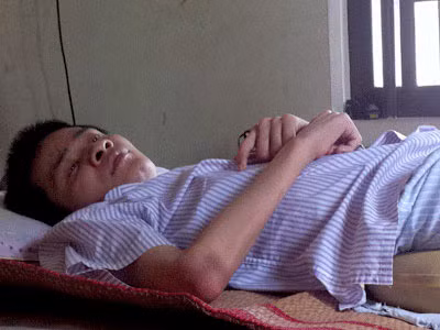 Cơ ngơi hoành tráng của chàng trai 10 năm nằm bất động
