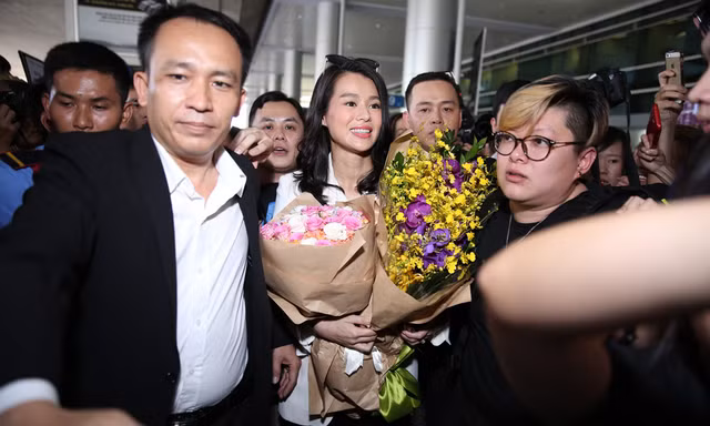 Hồ Hạnh Nhi đến Việt Nam làm sân bay 'tắc nghẽn'