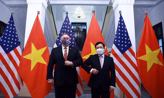  Phó Thủ tướng, Bộ trưởng Ngoại giao Phạm Bình Minh tiếp đón Ngoại trưởng Mỹ Mike Pompeo ngày 30/10Ảnh: Quang Hiếu 