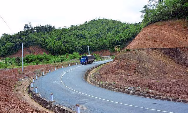 Dự án quốc lộ 28 qua Đắk Nông đã hoàn thành từ năm 2015 nhưng đến nay các sai phạm thì chưa được khắc phục 