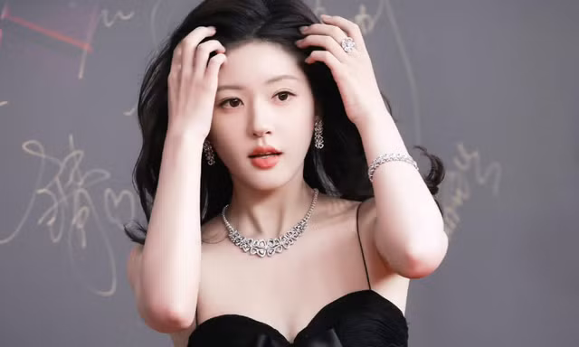 Triệu Lộ Tư ê chề khi thua kiện antifan