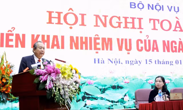 Phó Thủ tướng Trương Hòa Bình yêu cầu kiên quyết tinh giản biên chế, chấm dứt tình trạng chạy chọt, tiêu cực. Ảnh: Như Ý 