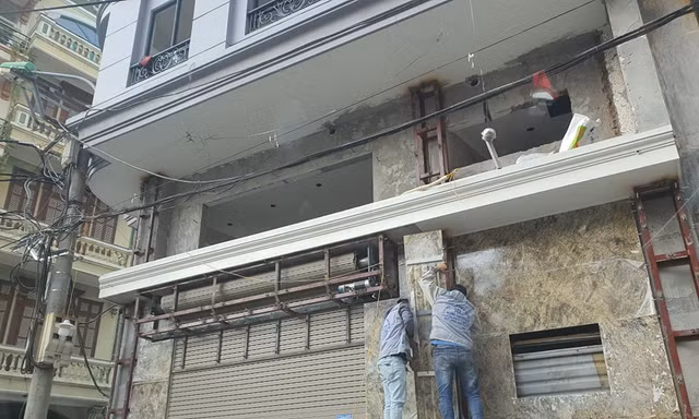 Các công trình sai phạm trên phố Nguyễn Khắc Hiếu, phường Trúc Bạch 