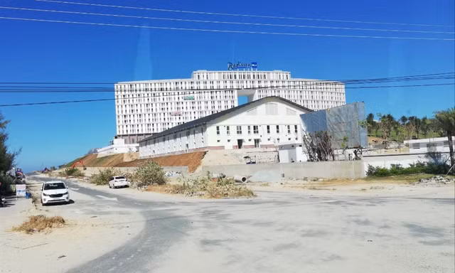 Nhiều dự án tại KDL Bắc bán đảo Cam Ranh đang xây dựng không phép, trái phép