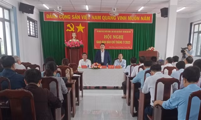 Buông lỏng quản lý, hàng ngàn héc-ta rừng ở Đắk Nông bị tàn phá, lấn chiếm