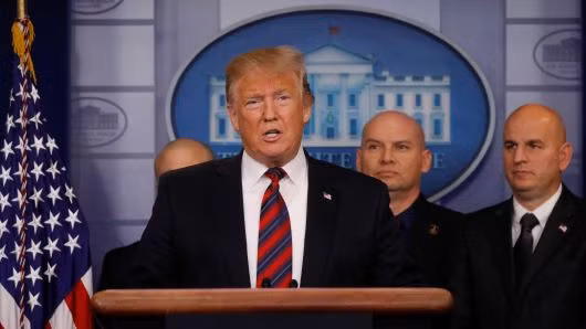Ông Trump có thể tuyên bố tình trạng khẩn cấp quốc gia