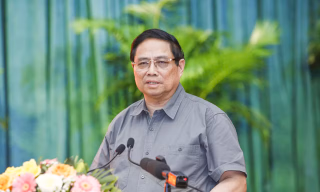 Thủ tướng Phạm Minh Chính làm việc với Ban Thường vụ Tỉnh ủy Bình Định