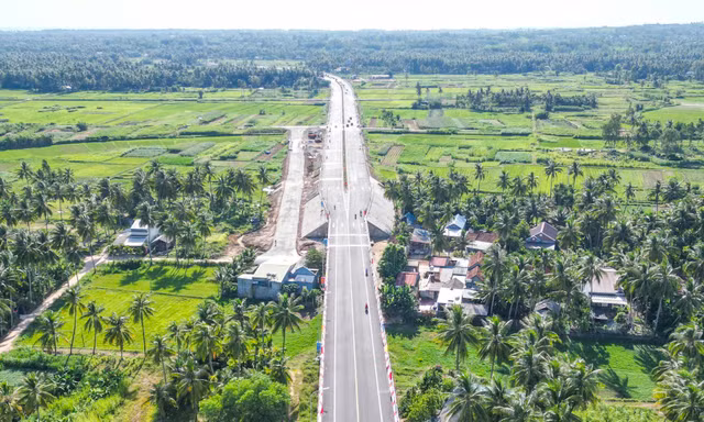 Bình Định khánh thành tuyến đường kết nối biển gần 800 tỷ đồng
