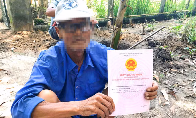 Bình Định: Loạt cán bộ, cựu cán bộ bị đề xuất xử lý do 'biến' đất công thành đất tư