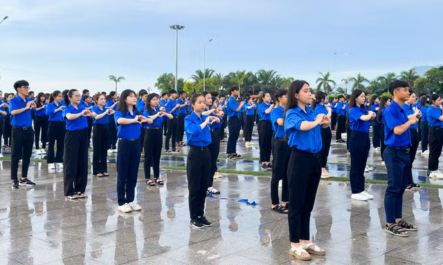 3.000 thanh niên đồng diễn chào mừng Đại hội Hội LHTN Việt Nam tỉnh Bình Định