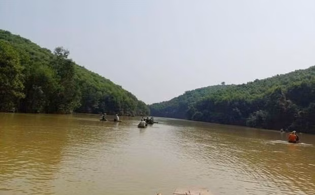 Tìm thấy thi thể người đàn ông mất tích sau vụ lật thuyền