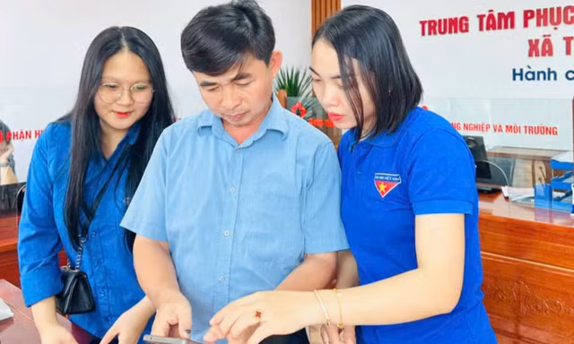 Tuổi trẻ Hà Tĩnh xung kích, hỗ trợ chính quyền hai cấp