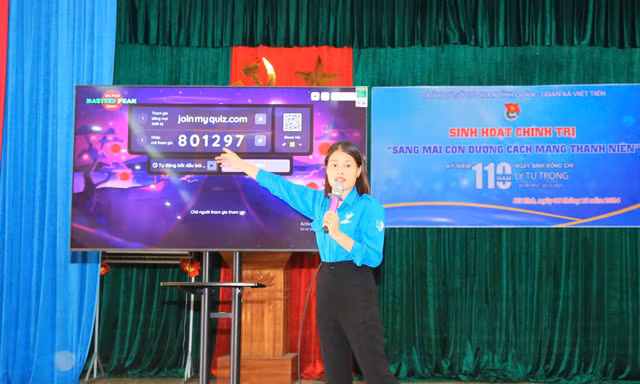 'Sáng mãi con đường cách mạng của thanh niên' trên quê hương anh Lý Tự Trọng