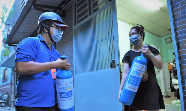 Vì sự sống xin hãy trả lại bình oxy