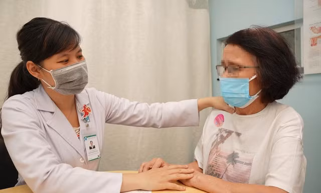 Ho khan kéo dài, coi chừng mắc bệnh hiểm nghèo
