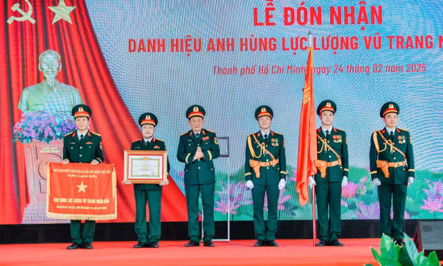 Đơn vị tiên phong chống dịch COVID-19 nhận danh hiệu Anh hùng