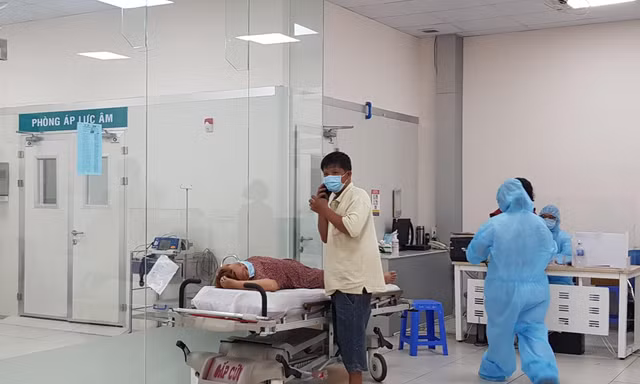 Nâng công suất điều trị COVID-19 tại BV Nhân Dân 115 lên 500 giường