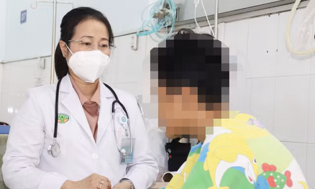 TPHCM: Lại xảy ra ngộ độc trong trường học