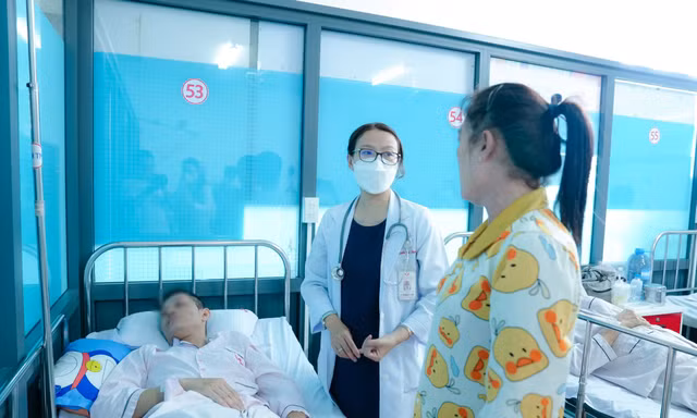 Trên đường đưa về quê lo hậu sự, nam thanh niên bất ngờ được cứu sống