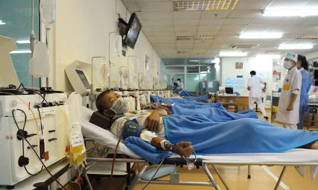 TPHCM cần lập 'ngân hàng máu sống' ngay tuyến huyện, chủ động ứng phó kịch bản thêm F0 