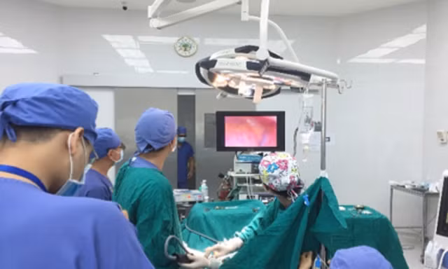 TPHCM: Bác sĩ cảnh báo nguy cơ từ dị vật 'vùng kín' các bé gái
