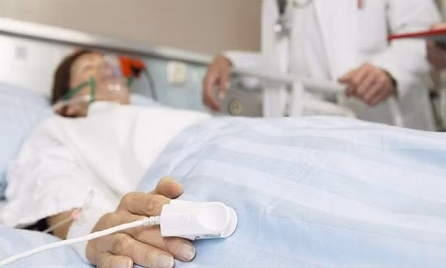 Ăn uống 'thả ga' ngày Tết người bệnh tiểu đường coi chừng mang họa